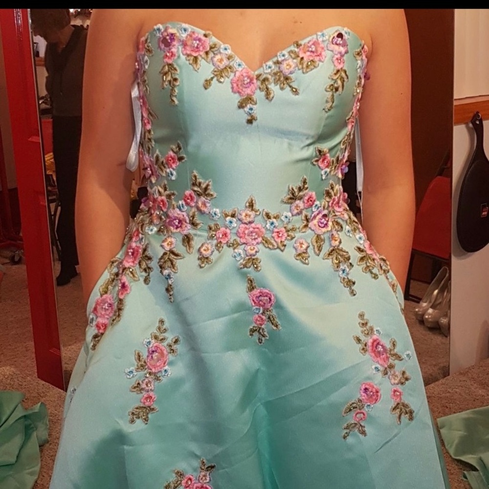 Prom dress